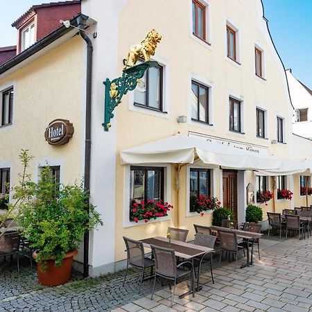 Hotel Zum Loewen Weißenhorn Екстериор снимка